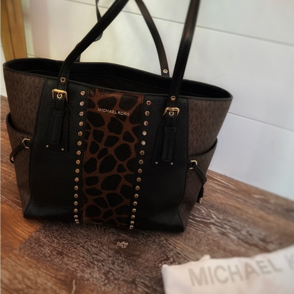 Michael Kors Bag - Picture 5 of 6